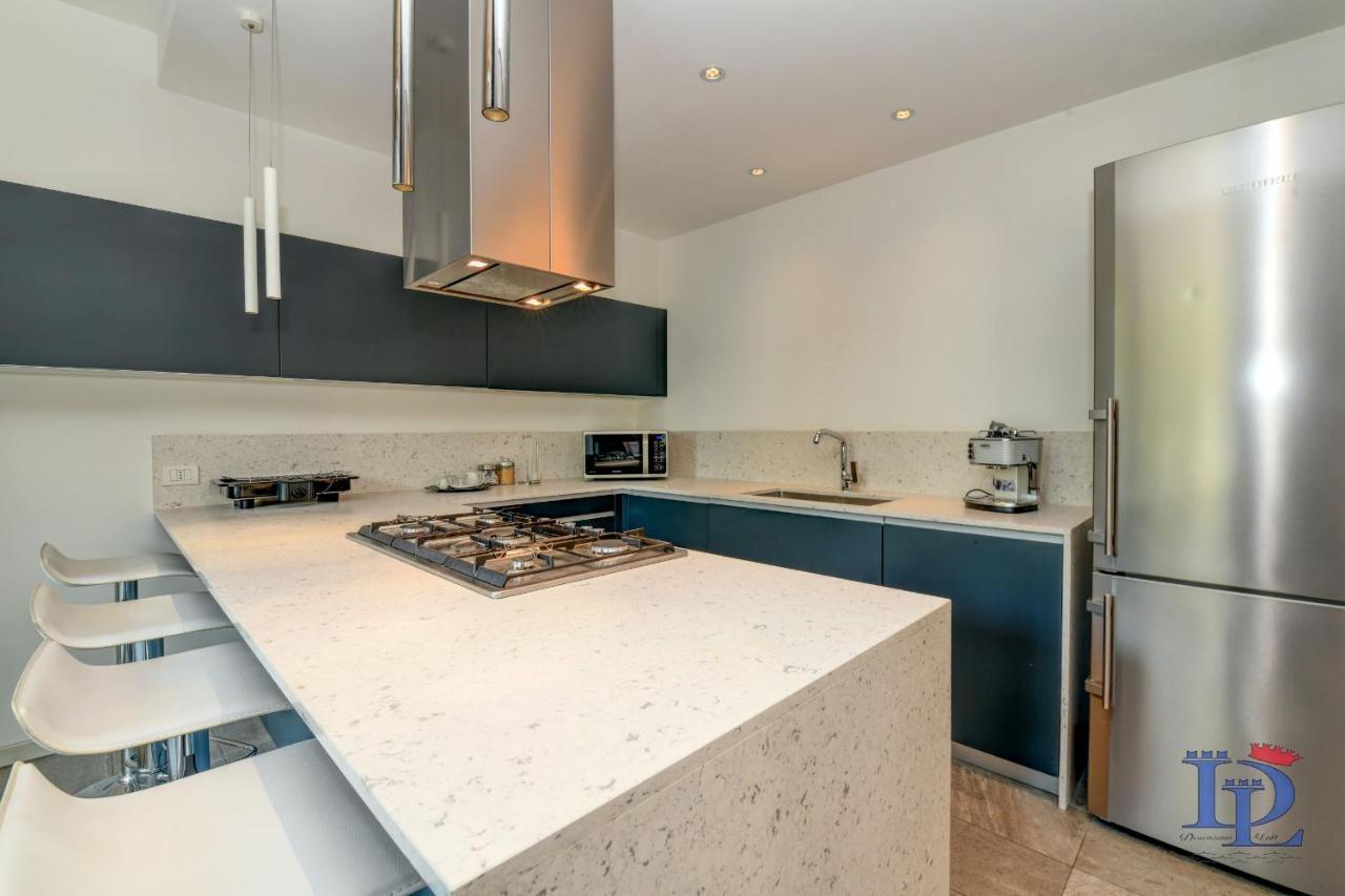 Desenzanoloft Official Partner Marriott Homes & Villas - Oscar Luxury Suite Ντεζεντσάνο ντελ Γκάρντα Εξωτερικό φωτογραφία